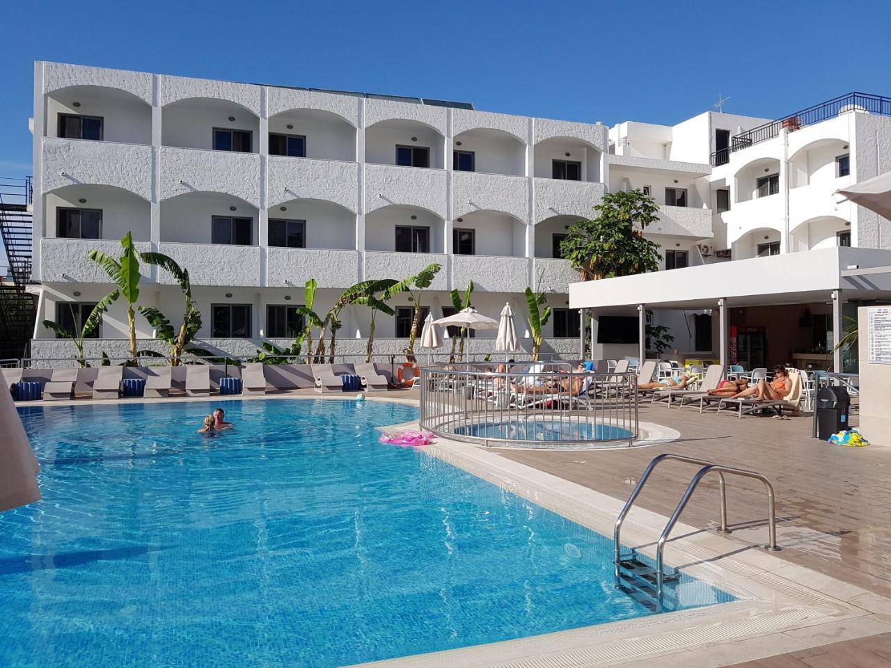 Imperial Hotel 2*